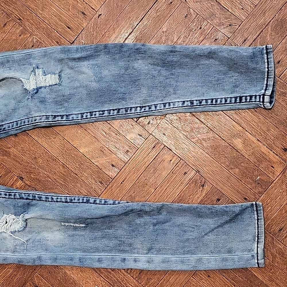 True Religion Jeans - Picture 2 of 6